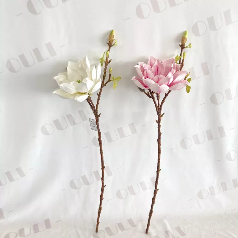 Umetni cvet magnolije
